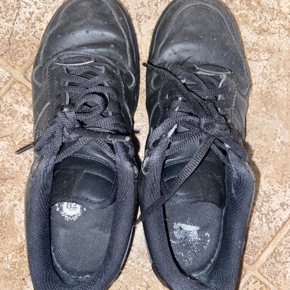 Nike Air Force 1 - Picture 3 of 5